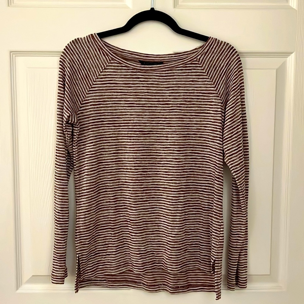Banana Republic Crew Neck Top